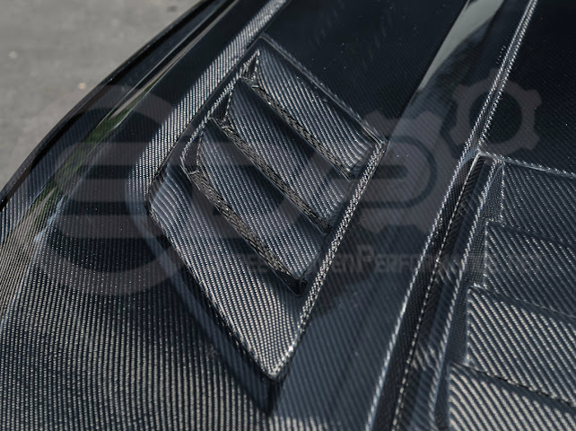 2024-UP FORD MUSTANG | SUPER SNAKE STYLE FRONT VENTED HOOD